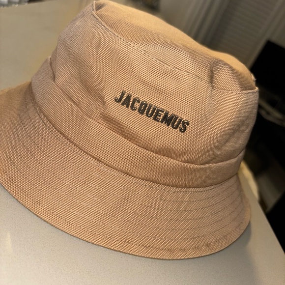 Jacquemus Beige Bucket Hat - Picture 2 of 5